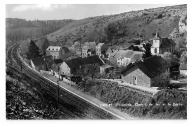 Sosoye panorama et chemin de fer.jpg